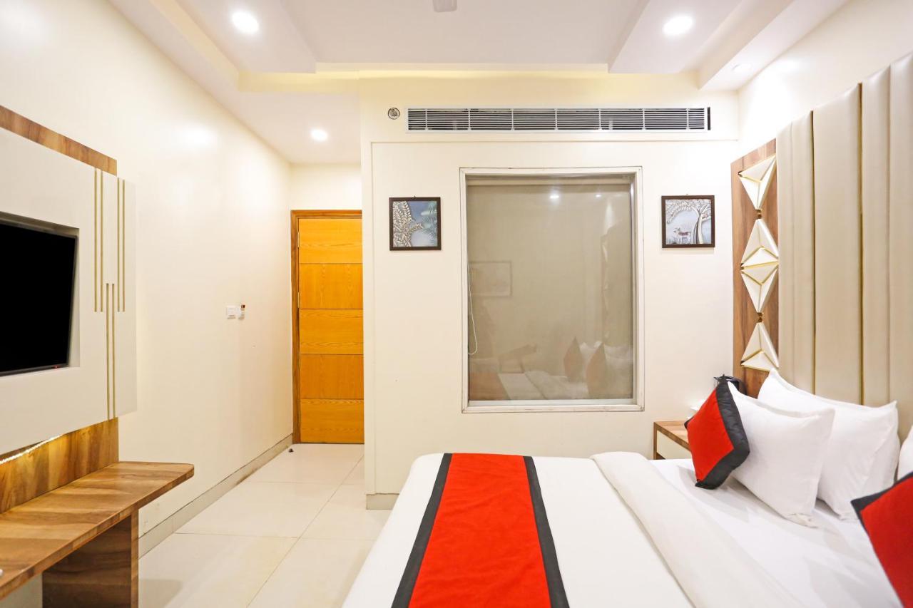 Frank Stay-Newly Built Worth -2Mins Walk From Rk Ashram Metro Satation New Delhi Extérieur photo