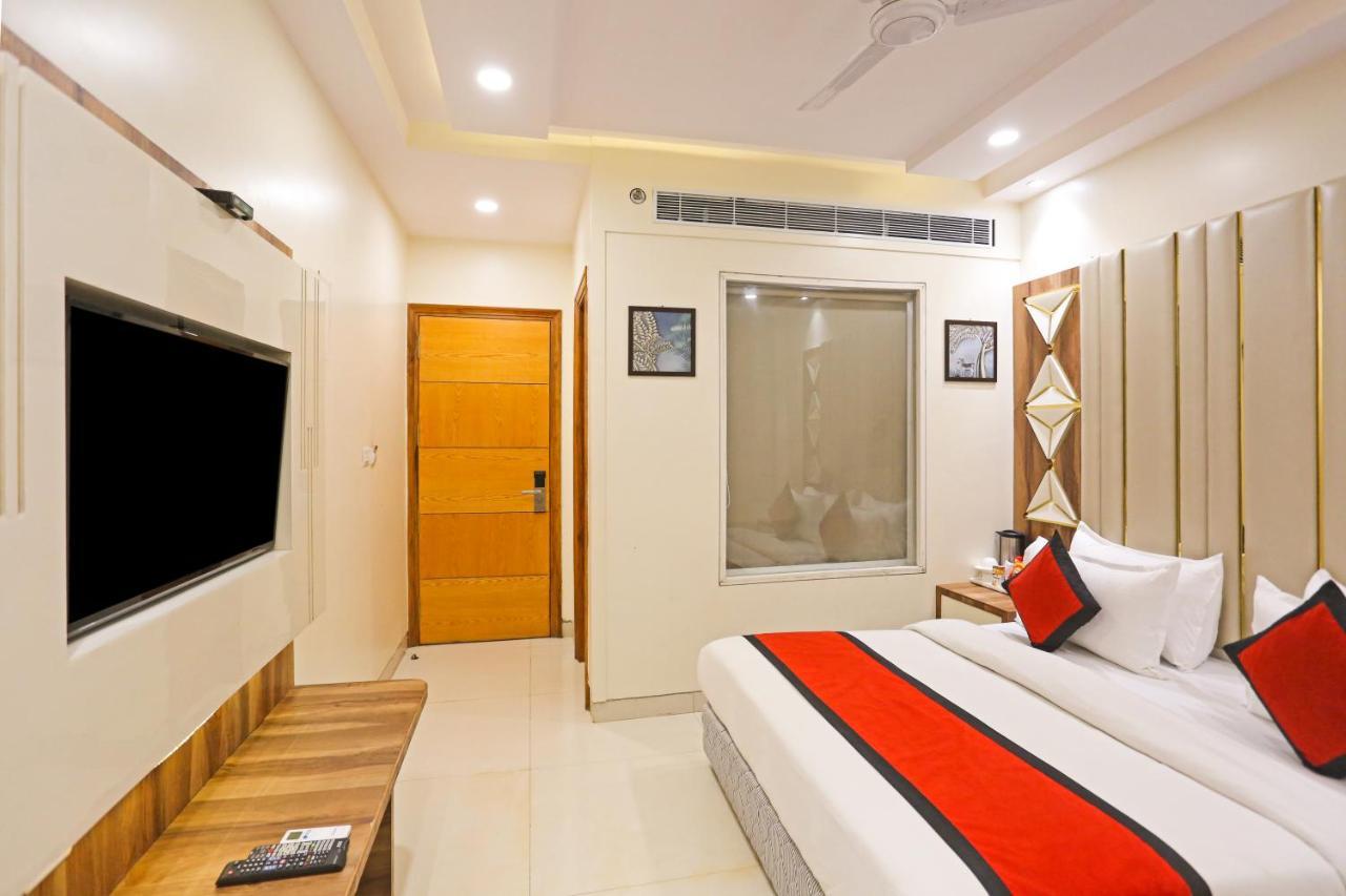 Frank Stay-Newly Built Worth -2Mins Walk From Rk Ashram Metro Satation New Delhi Extérieur photo